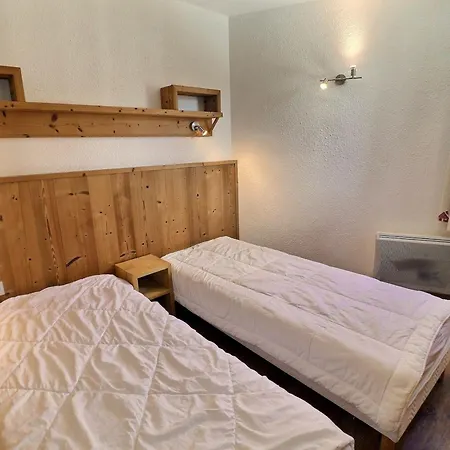 Confortable 2 Pieces + Cabine, Animaux Admis, Skis Aux Pieds - Fr-1-182a-11 *