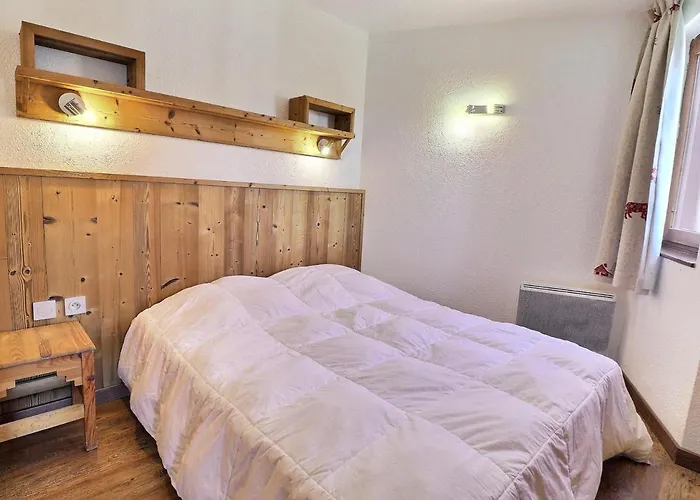 Confortable 2 Pieces + Cabine, Animaux Admis, Skis Aux Pieds - Fr-1-182a-11 * كورشوفيل